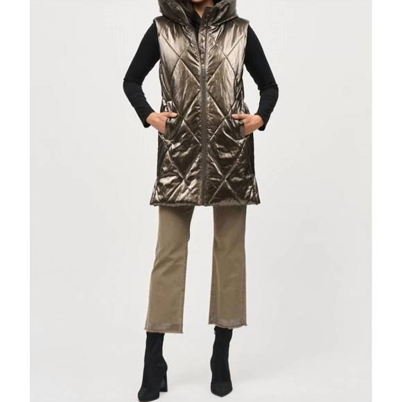 NEW RIBKOFF quilted hooded puffer in metallic taupe